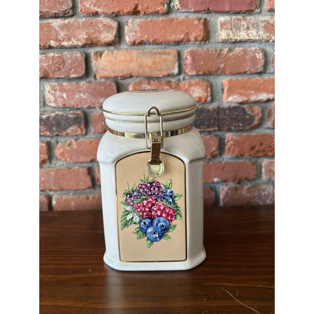 Knott's Berry Farm Ceramic Cookie Jar with Clamp Lid
